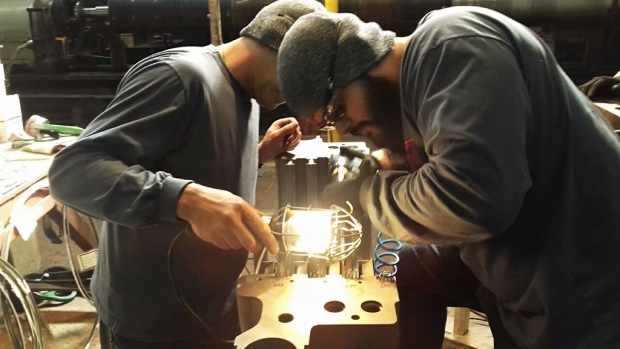 Instalação de fitas de labirinto em rotor e porta palhetas de turbina no Chile