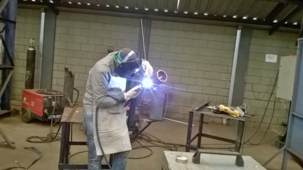 Qualificação de Soldador em aço liga pela Welding, na Sede da Muradás para prestação de serviços em turbinas a vapor e a gás